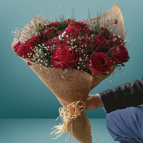 20 güllü hasır buket